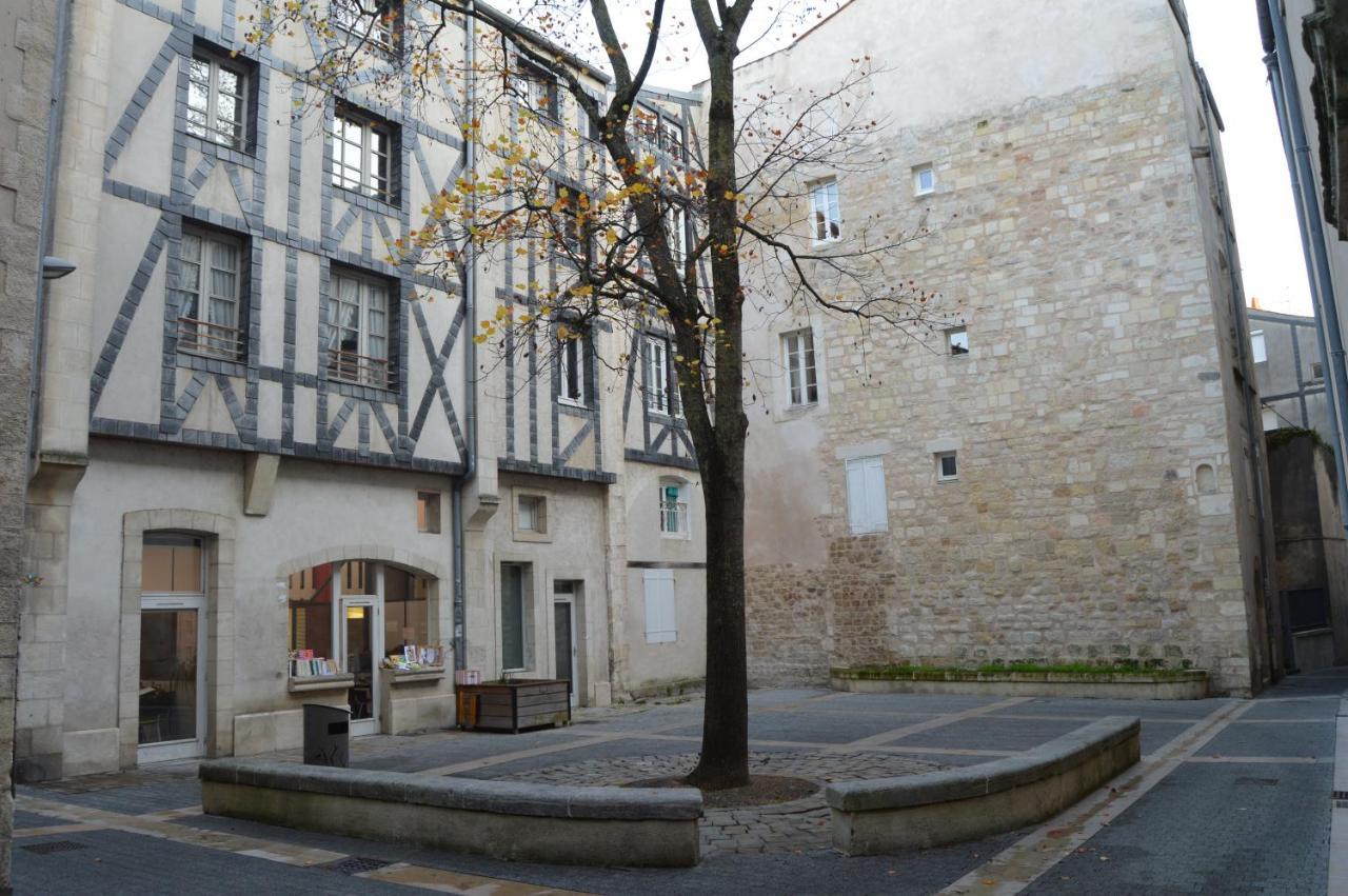 - Le Petit Rochelais -Calme&Cosy- Wifi-Netflix Apartman La Rochelle  Kültér fotó